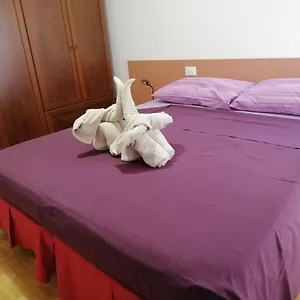  Apartamento Rosso Italia